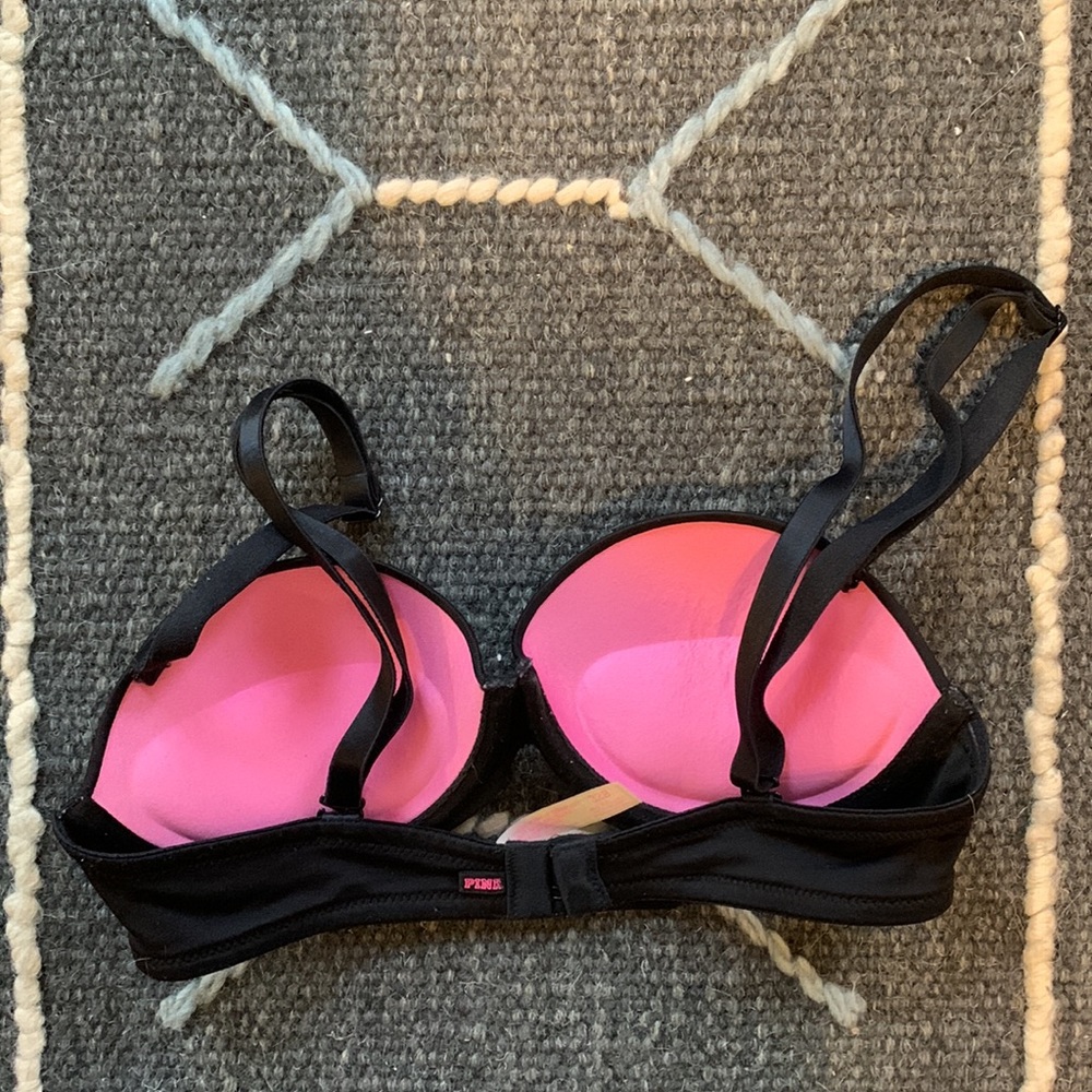 VS Wear Everywhere Strapless Push-Up Bra - Picture 3 of 6